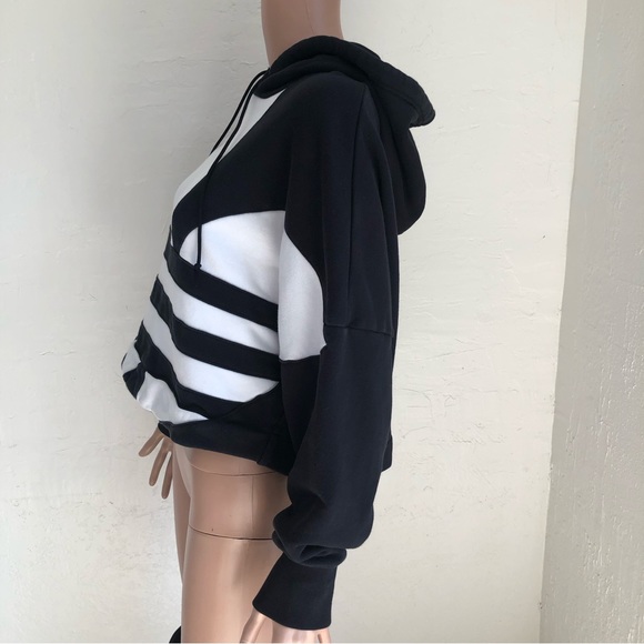 Adidas Jumbo Black/White Logo Cropped Sweatshirt Hoodie Women’s Juniors Size M - Picture 3 of 16
